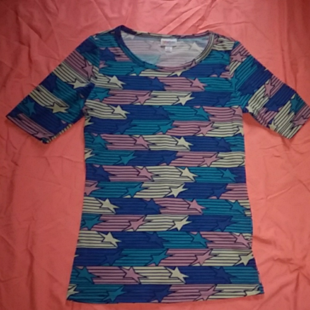 NWOT Lularoe shirt, sz XS